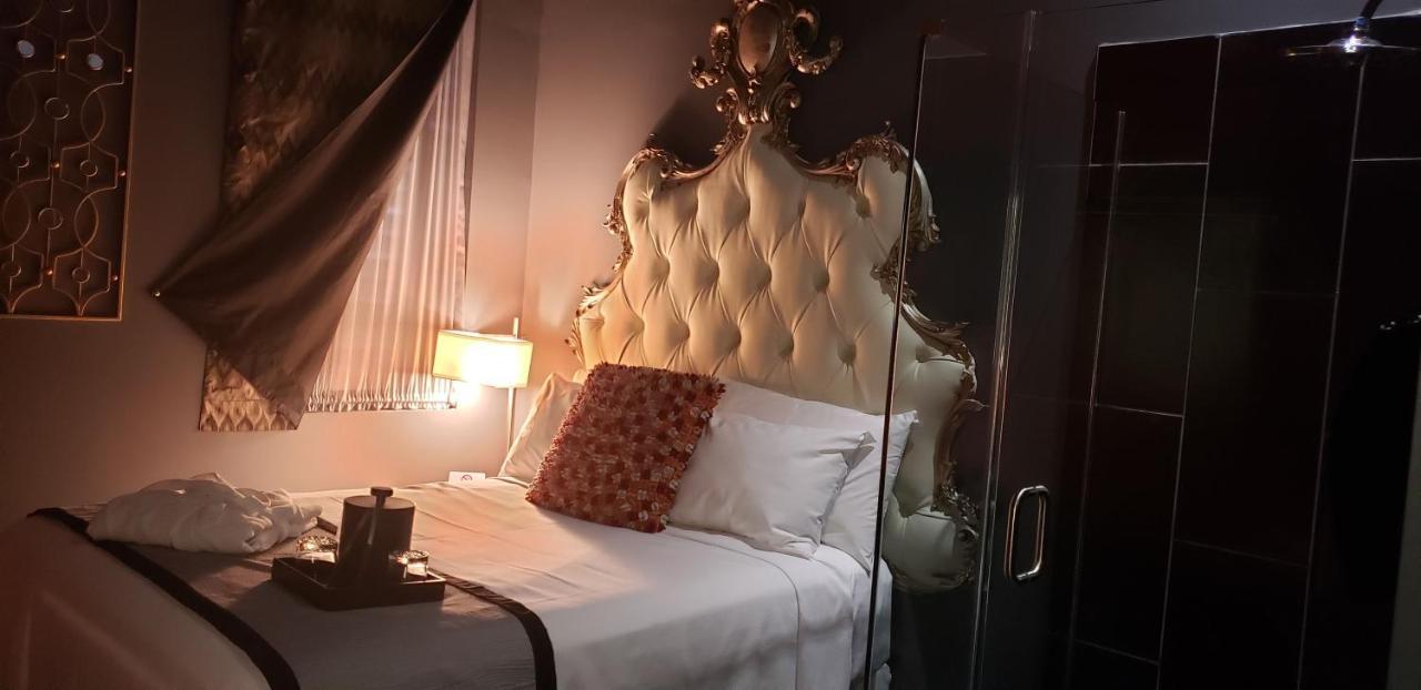 Vu 3* Louisville